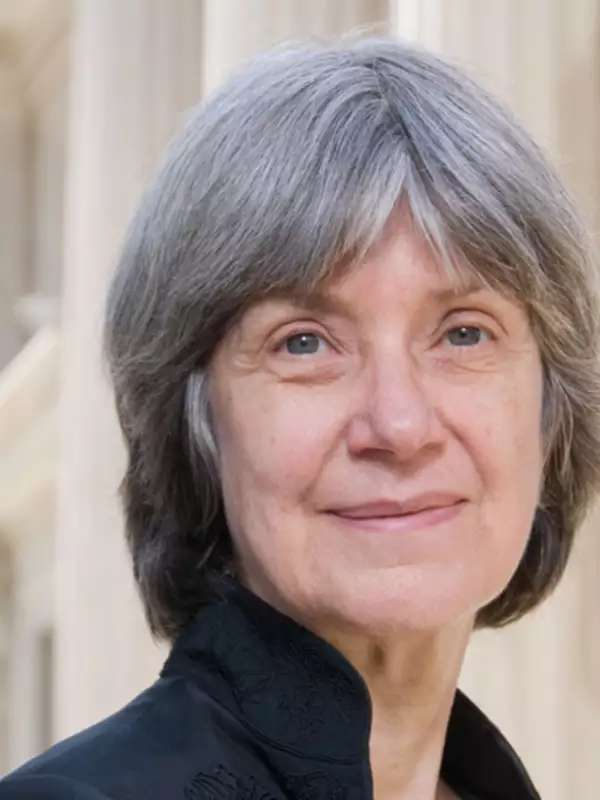 Helene Peet Foley